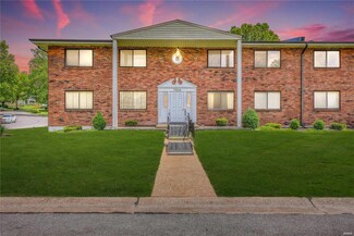 7904 Camelot Ln Unit 4, Saint Louis, MO 63123