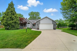 1322 Canal Ridge Dr, New Haven, IN 46774