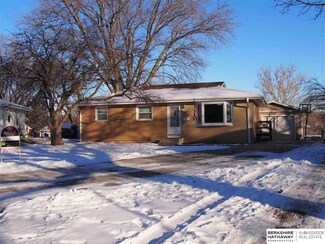 4649 N 94th St, Omaha, NE 68134