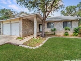 9011 Woburn St, San Antonio, TX 78254