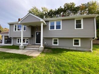 14 Ruggiano Cir, Weymouth, MA 02188