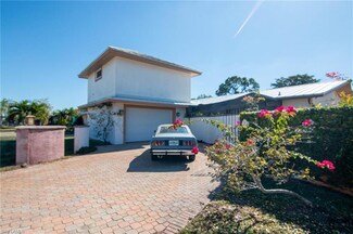 74 3rd St, Bonita Springs, FL 34134