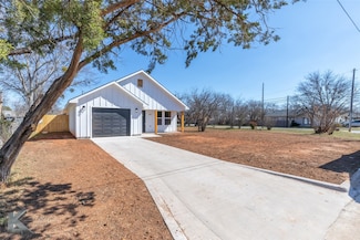 1037 Elm St, Abilene, TX 79602