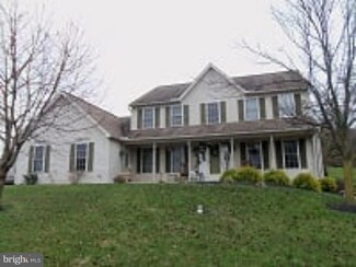 35 Morgan Spring Dr, Morgantown, PA 19543