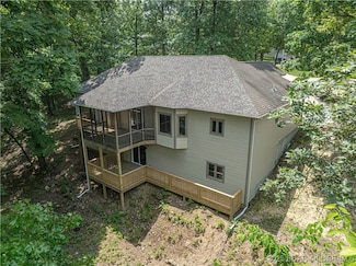 26 Winding Woods Rd, Lake Ozark, MO 65049