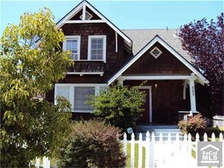 909 Newport Ave, Long Beach, CA 90804