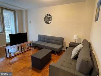 2800 Wisconsin Ave NW Unit 306, Washington, DC 20007