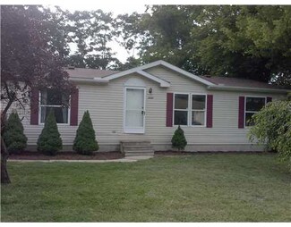 2227 S Meade St, South Bend, IN 46613