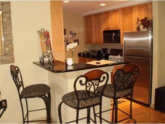 175 Cottage St Unit 304, Chelsea, MA 02150