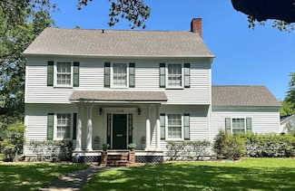 2008 Burton Ave, Orange, TX 77630