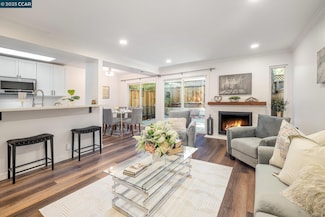 652 Hartley Dr, Danville, CA 94526