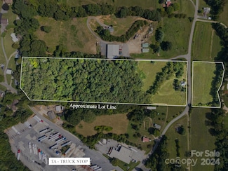45 Georges Branch Rd, Candler, NC 28715