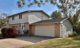 758 38th Ave, Anoka, MN 55303