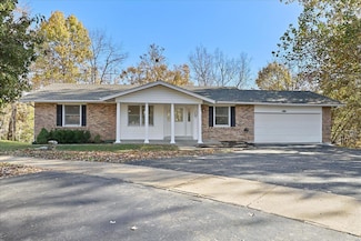 11203 Sherwood Oak Ct, Saint Louis, MO 63146