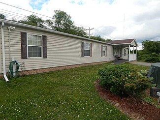 301 Murray Hill Rd, Tarentum, PA 15084
