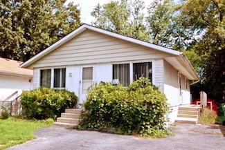 1221 Meadowbrook Dr, Round Lake Beach, IL 60073