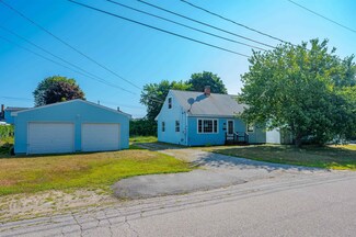 14 Harvard St, Rochester, NH 03867