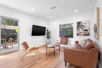 921 NE 16th Terrace Unit 2, Fort Lauderdale, FL 33304