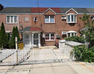 1034 117th St, College Point, NY 11356