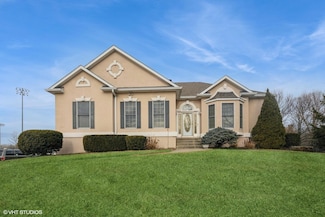 524 Windridge Dr, Chesterton, IN 46304