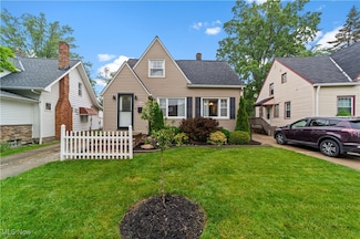 163 S Point Dr, Avon Lake, OH 44012