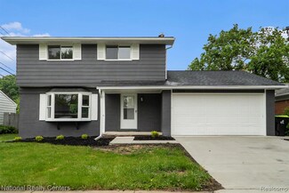2515 Crofthill Dr, Auburn Hills, MI 48326