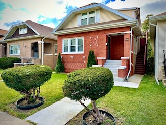 614 Legion St Unit 2, Maywood, IL 60153