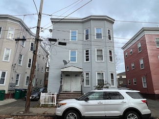 24-26 Barrett St, Lynn, MA 01905