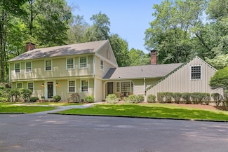 26 Heritage Ln, Weston, CT 06883