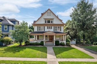 11 Hamilton Ave, Wheeling, WV 26003