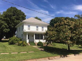 132 E Merrill St, Lime Springs, IA 52155