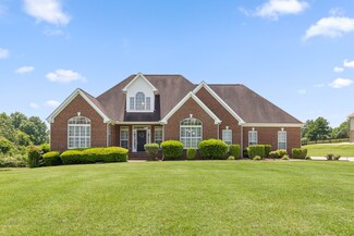 7924 Clara Chase Dr, Ooltewah, TN 37363
