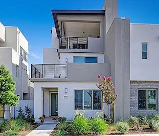 144 Spectacle, Irvine, CA 92618