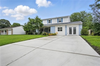 608 Woodbine Ln, Virginia Beach, VA 23452