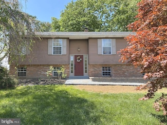 128 Westview Dr, Lincoln University, PA 19352