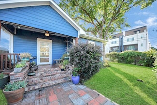 2909 Preston St, Houston, TX 77003