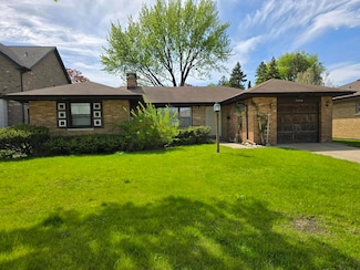 7330 N Kildare Ave, Lincolnwood, IL 60712
