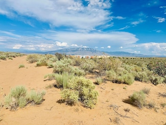 2110 Metro Ave NE, Rio Rancho, NM 87144