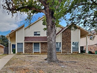 4015 Ridgebrook Dr, Arlington, TX 76015