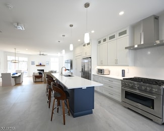 11 St Charles Ave Unit 206, Hewitt, NJ 07421