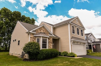 227 Dowler Dr, South Bloomfield, OH 43103