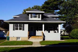 223 Maple Ave, Juneau, WI 53039