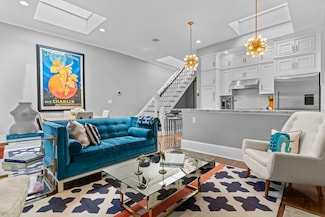 19 Greenwich Park Unit 5, Boston, MA 02118