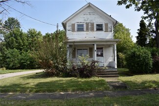 14 Evans St, Niles, OH 44446