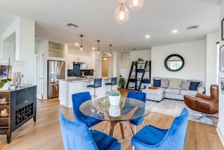 4333 Gilbert Ave Unit 329, Dallas, TX 75219