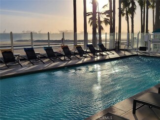 25 15th Place Unit 101, Long Beach, CA 90802