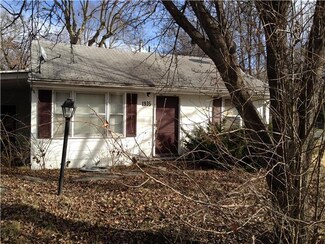 1935 S Northern Blvd, Independence, MO 64052