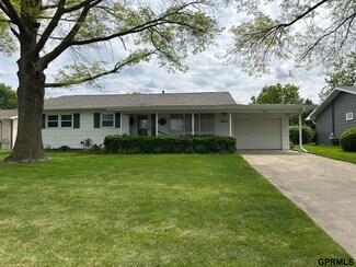1622 G St, Fairbury, NE 68352
