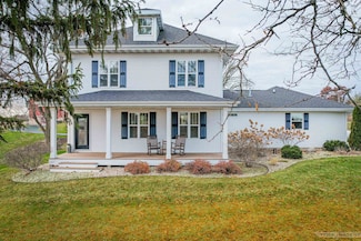 W3907 Exeter Crossing Rd, Monticello, WI 53570