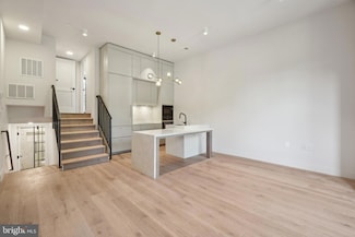 23 Logan Cir NW Unit 3, Washington, DC 20005